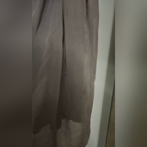 FOREVER 21 Chiffon flowy mauve mini skirt. Size small - Picture 7 of 8